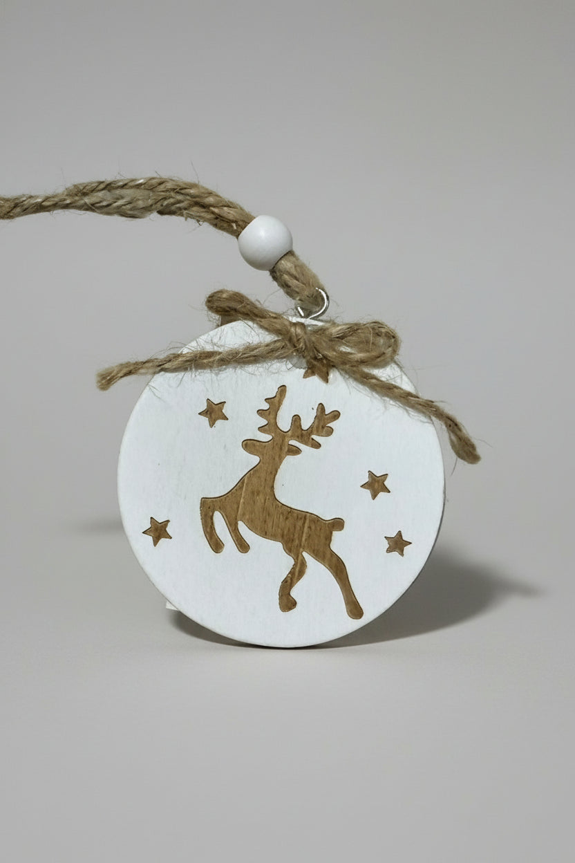 Decoratiune glob lemn cu ren